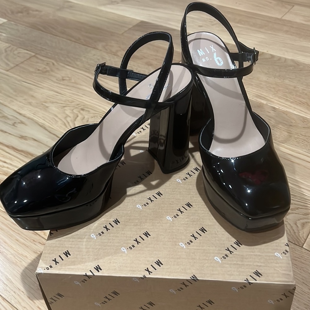 Black M6 Surie heels mix no.6
